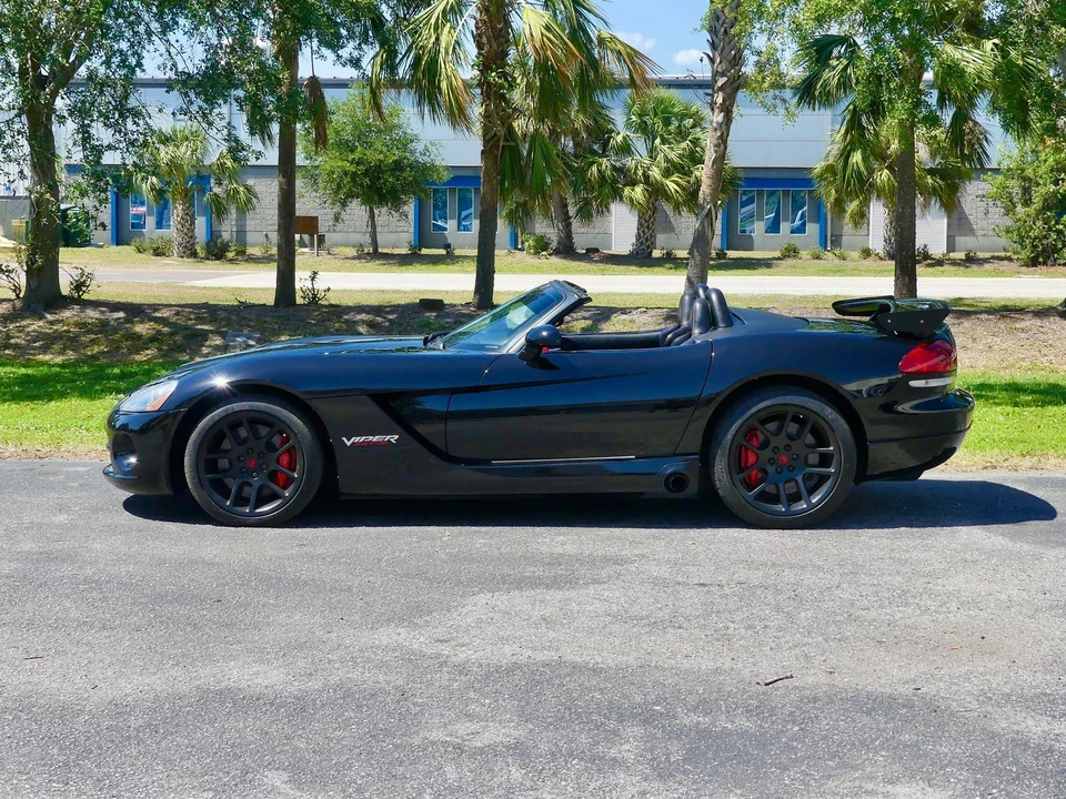 2004 Dodge Viper 3rd Gen - Image 10 of 21