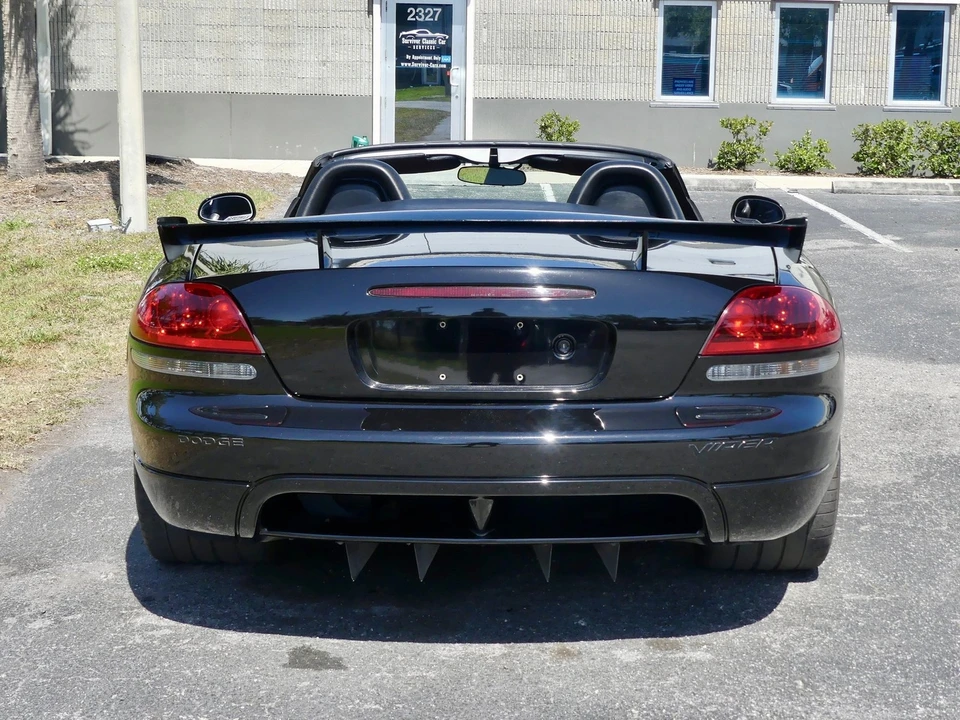 2004 Dodge Viper 3rd Gen - Image 16 of 21