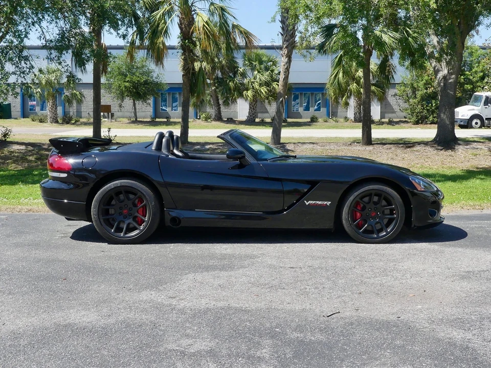 2004 Dodge Viper 3rd Gen - Image 3 of 21