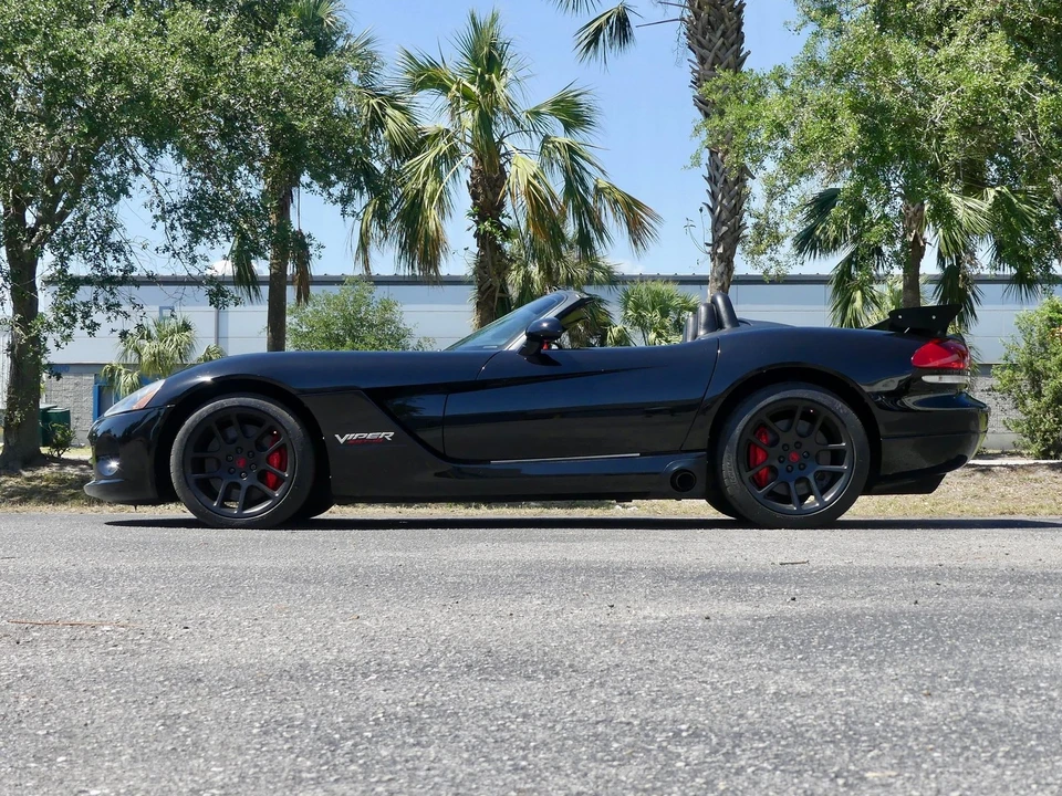 2004 Dodge Viper 3rd Gen - Image 12 of 21