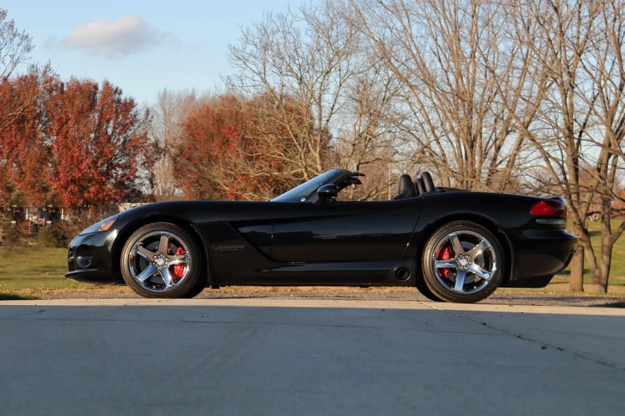 2004 Dodge Viper 3rd Gen - Image 2 of 26