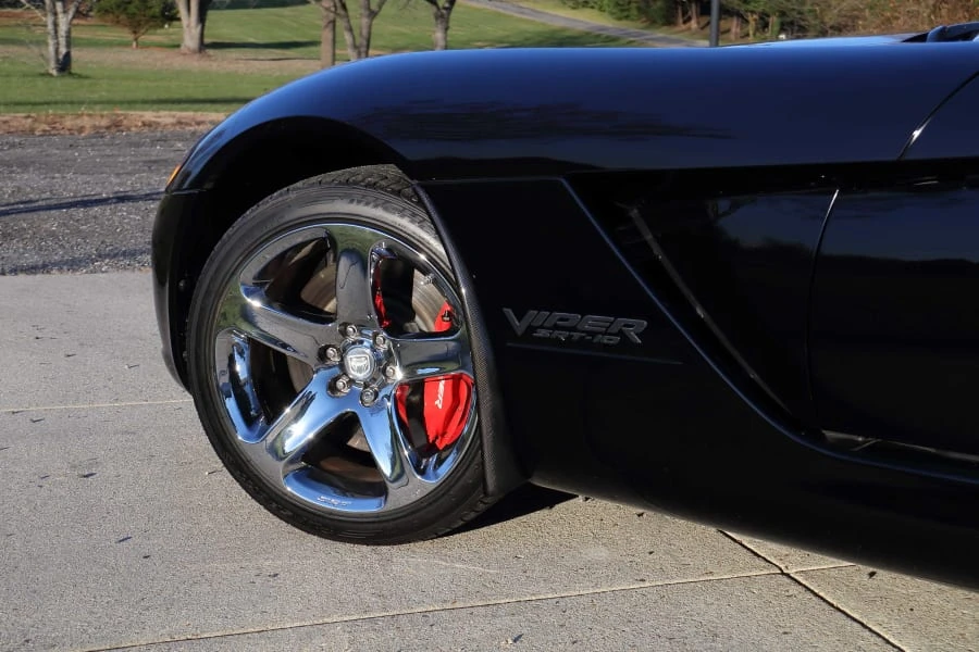 2004 Dodge Viper 3rd Gen - Image 7 of 26