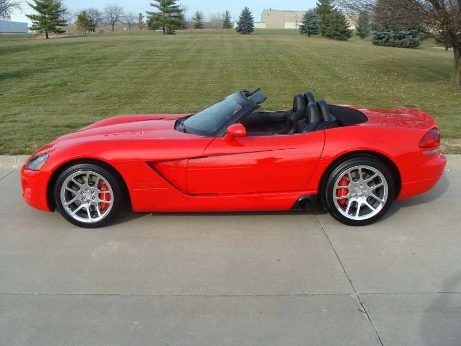 2004 Dodge Viper 3rd Gen - Image 2 of 10