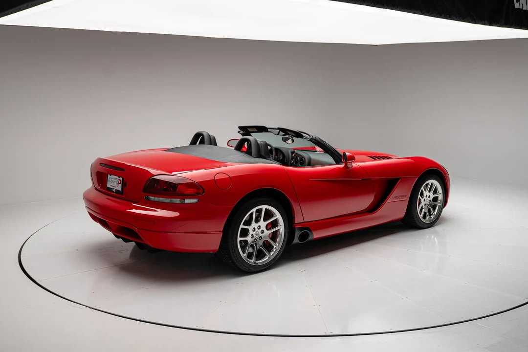 2004 Dodge Viper 3rd Gen - Image 5 of 31