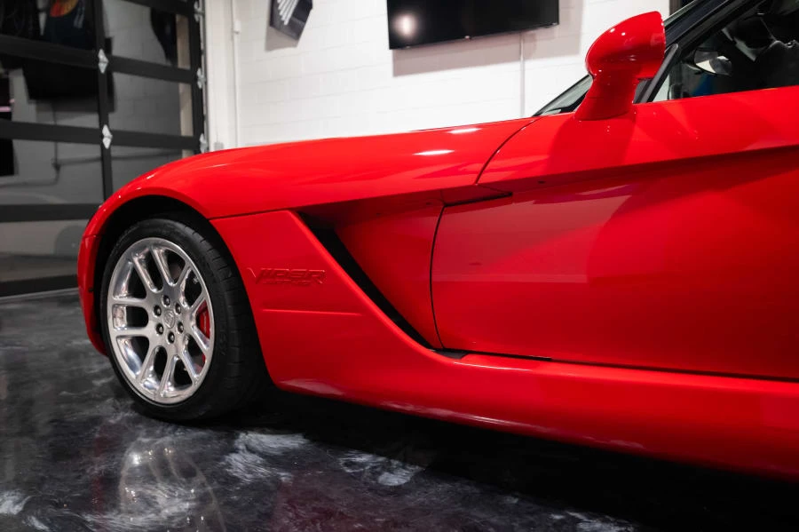 2004 Dodge Viper 3rd Gen - Image 22 of 31