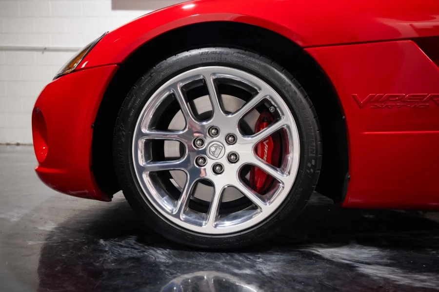 2004 Dodge Viper 3rd Gen - Image 17 of 31