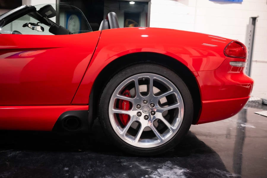 2004 Dodge Viper 3rd Gen - Image 23 of 31