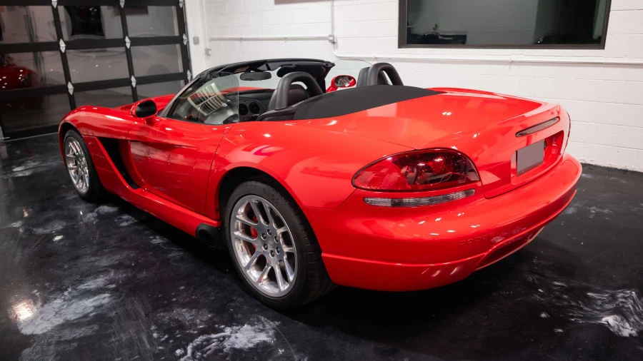 2004 Dodge Viper 3rd Gen - Image 10 of 31