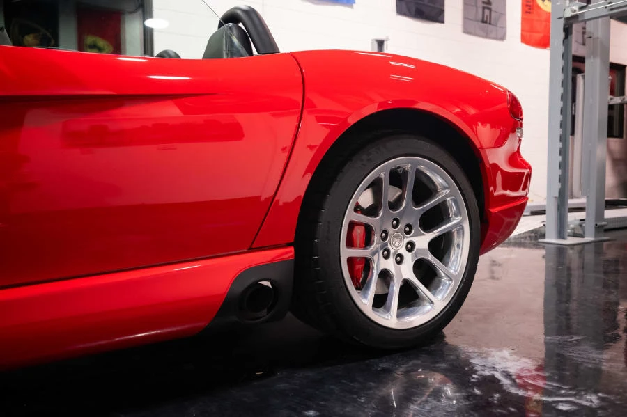 2004 Dodge Viper 3rd Gen - Image 21 of 31