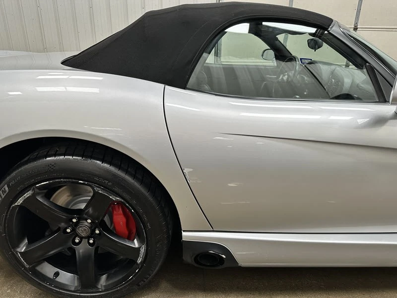 2004 Dodge Viper 3rd Gen - Image 12 of 21