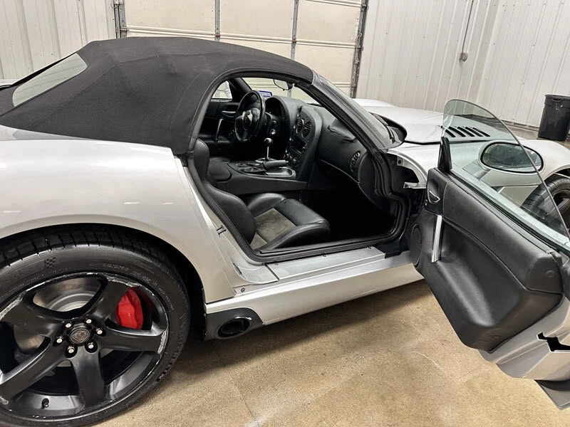 2004 Dodge Viper 3rd Gen - Image 13 of 21