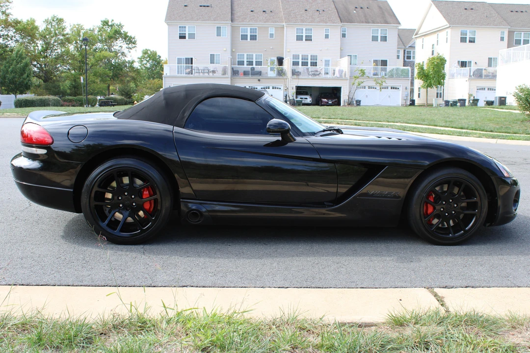 2004 Dodge Viper 3rd Gen - Image 3 of 5