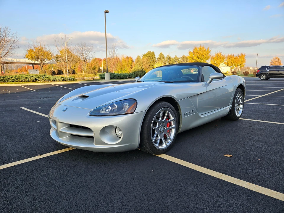 2004 Dodge Viper 3rd Gen - Image 9 of 31