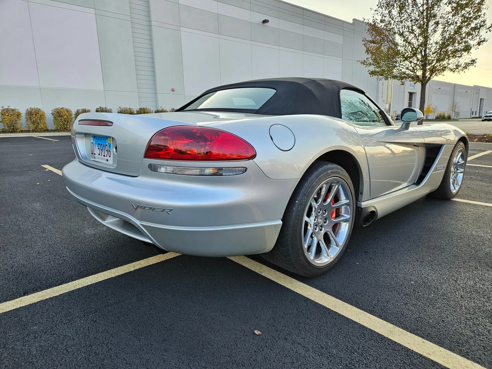 2004 Dodge Viper 3rd Gen - Image 15 of 31