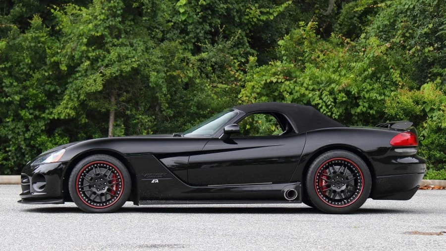 2004 Dodge Viper 3rd Gen - Image 2 of 24