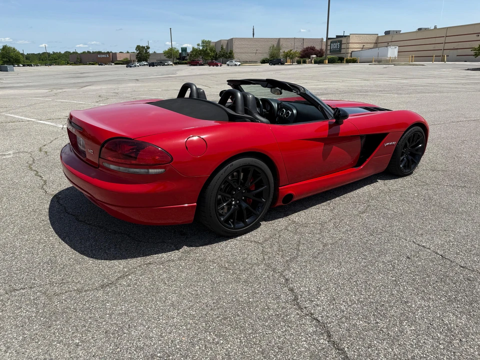 2004 Dodge Viper 3rd Gen - Image 21 of 31