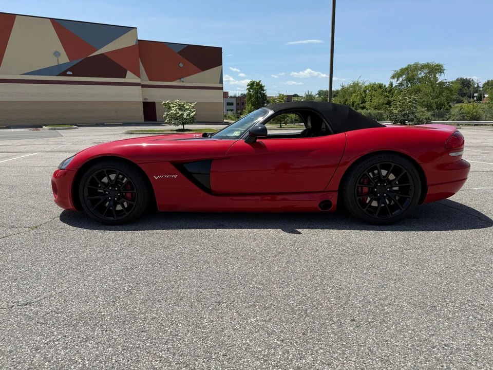 2004 Dodge Viper 3rd Gen - Image 12 of 31