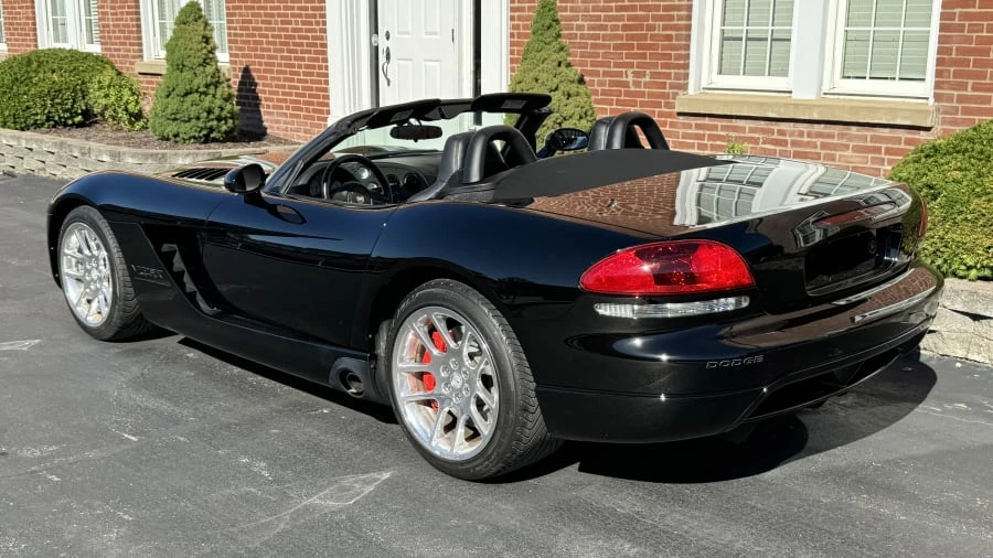 2004 Dodge Viper 3rd Gen - Image 3 of 11