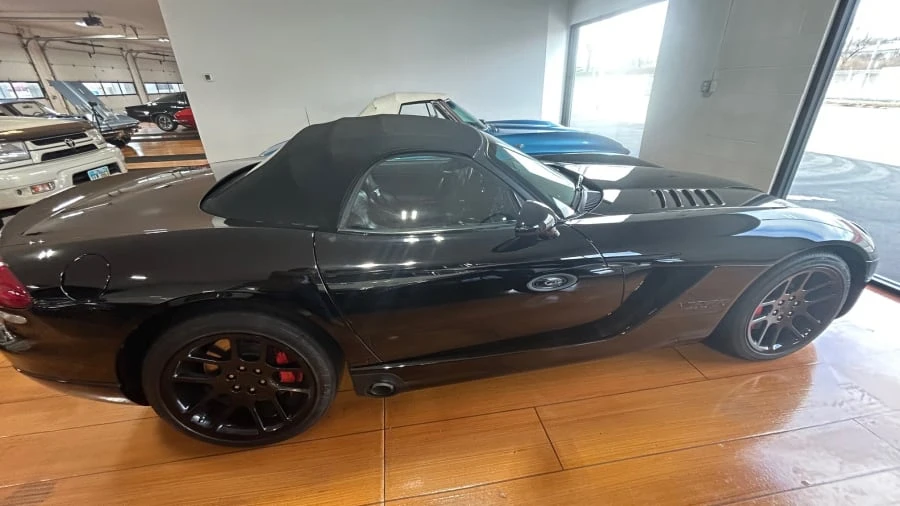 2004 Dodge Viper 3rd Gen - Image 3 of 18