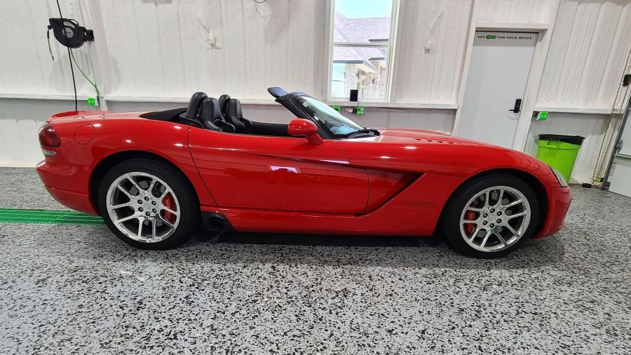 2004 Dodge Viper 3rd Gen - Image 2 of 31