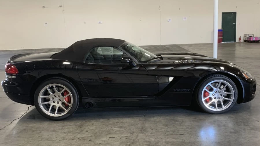 2004 Dodge Viper 3rd Gen - Image 19 of 26