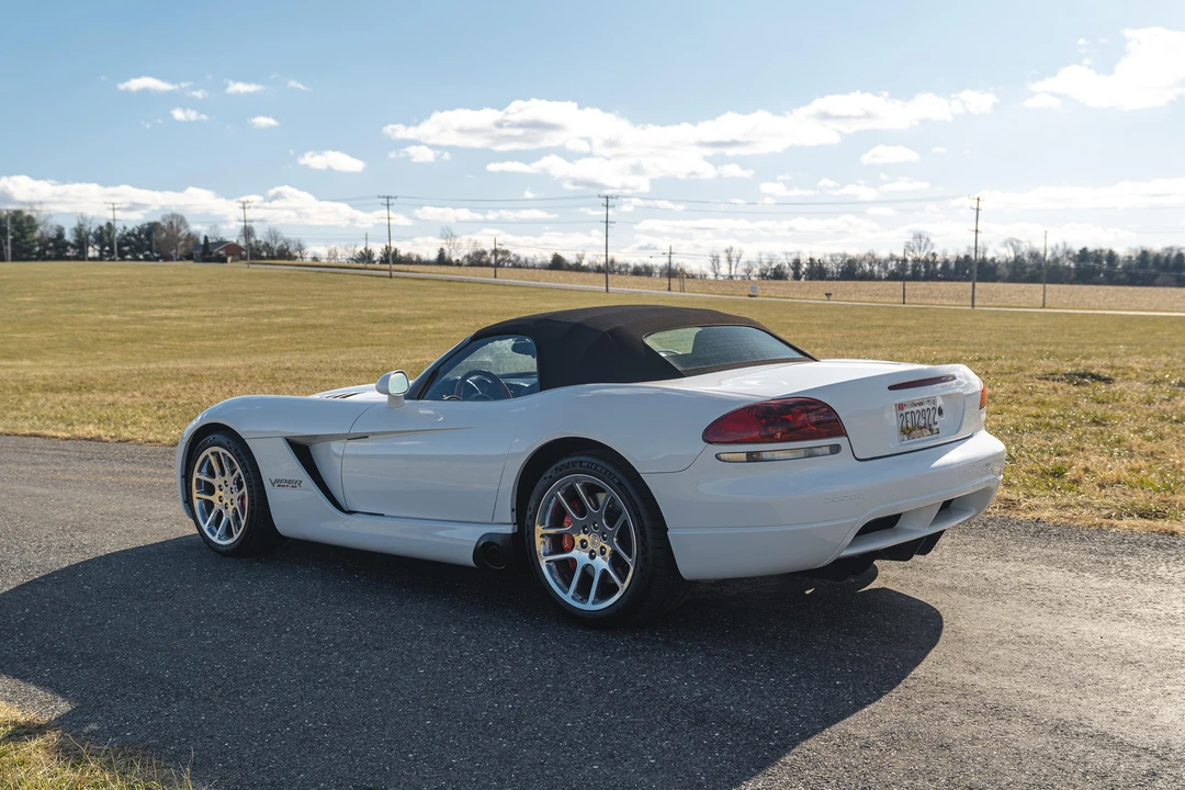 2004 Dodge Viper 3rd Gen - Image 13 of 31