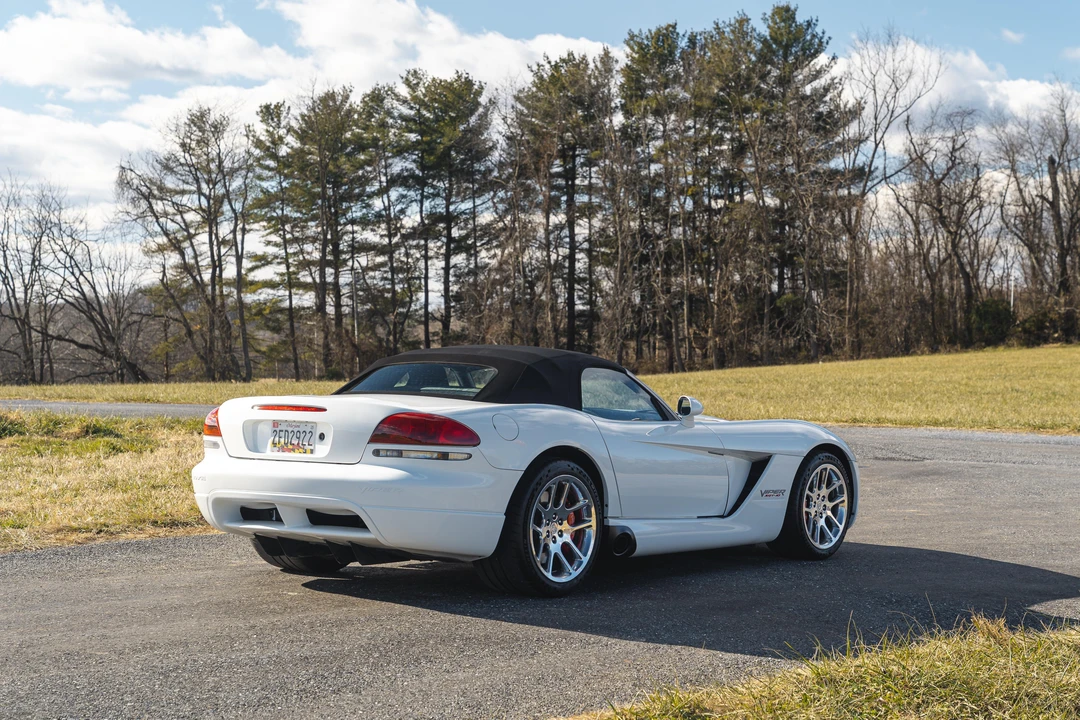 2004 Dodge Viper 3rd Gen - Image 23 of 31