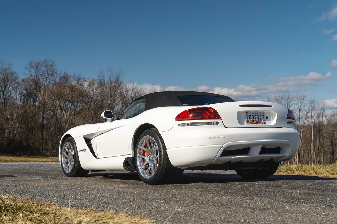 2004 Dodge Viper 3rd Gen - Image 14 of 31