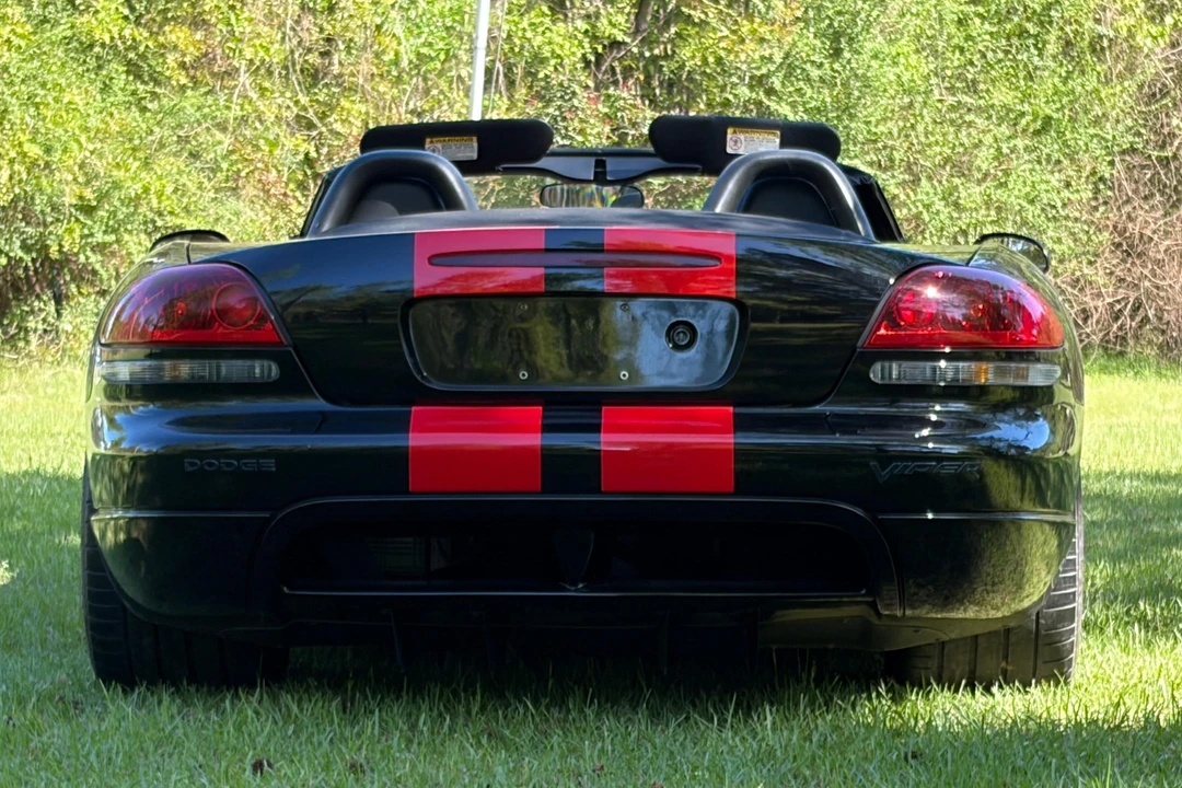 2004 Dodge Viper 3rd Gen - Image 5 of 29