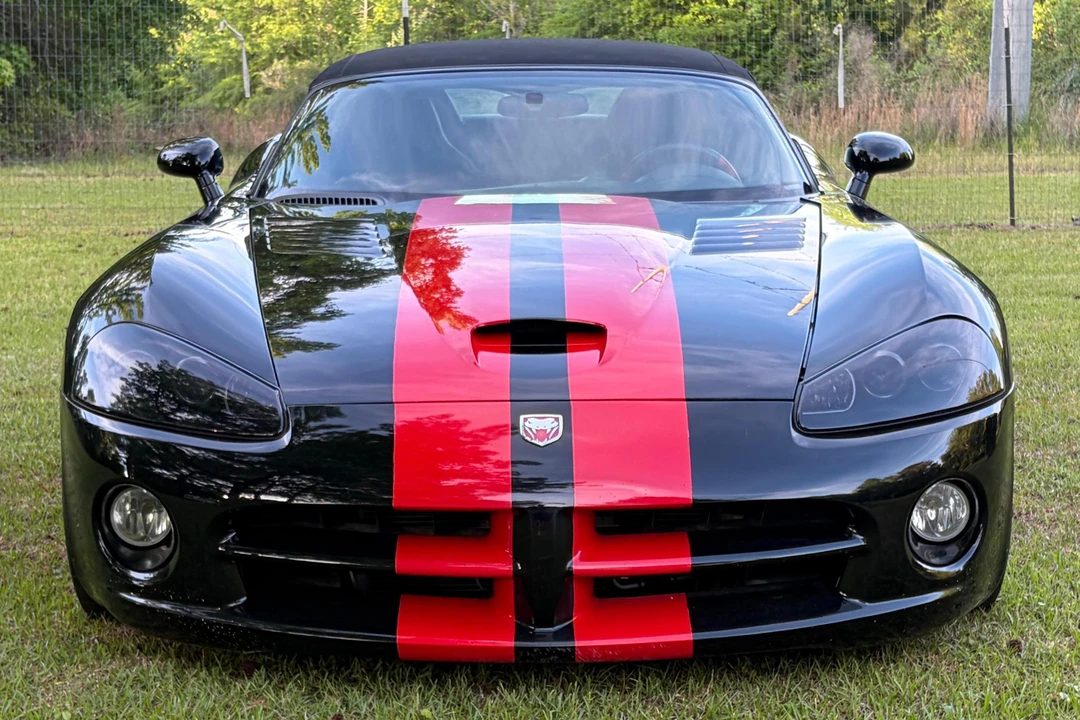 2004 Dodge Viper 3rd Gen - Image 2 of 29