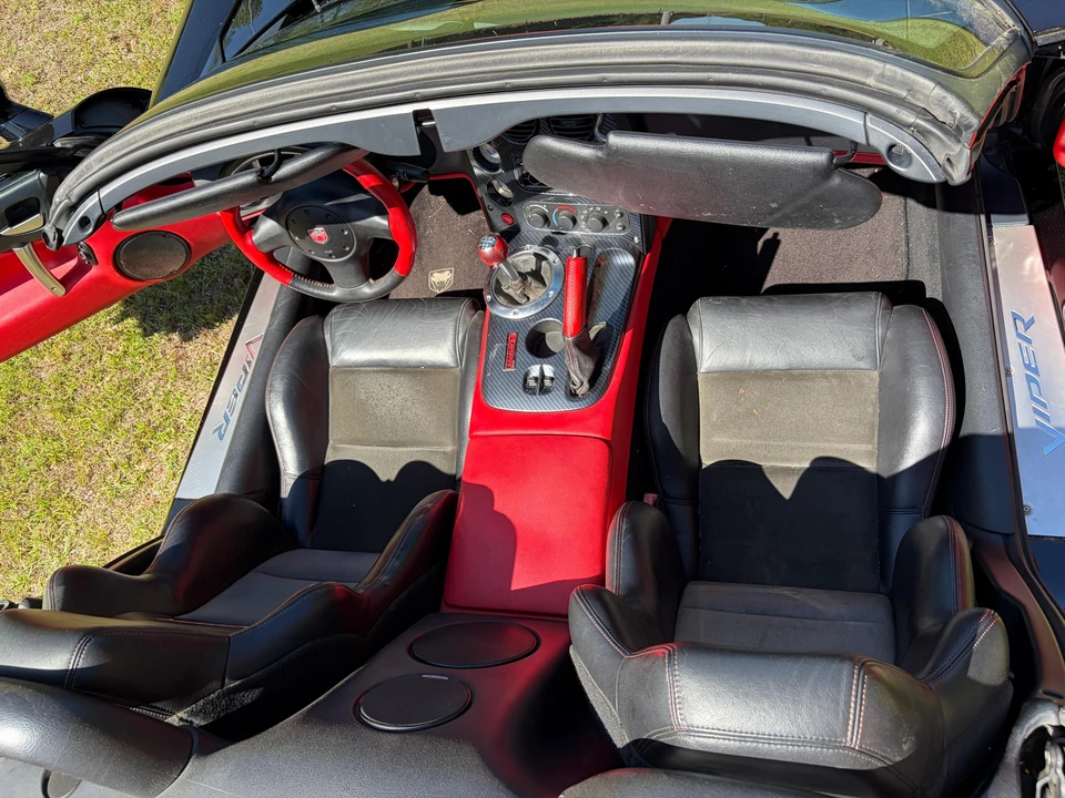 2004 Dodge Viper 3rd Gen - Image 28 of 29