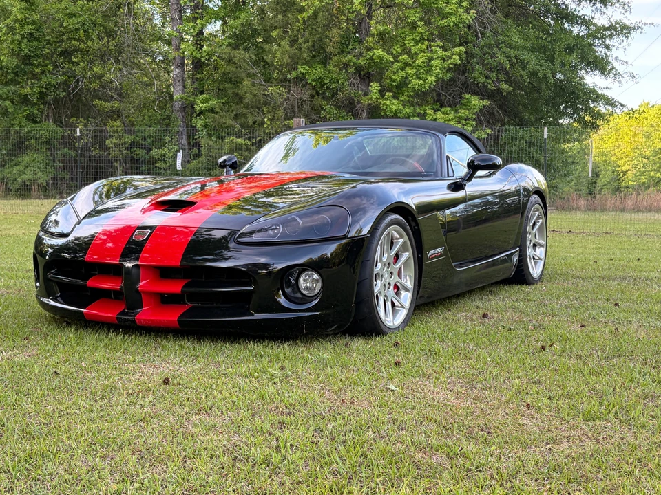 2004 Dodge Viper 3rd Gen - Image 7 of 29