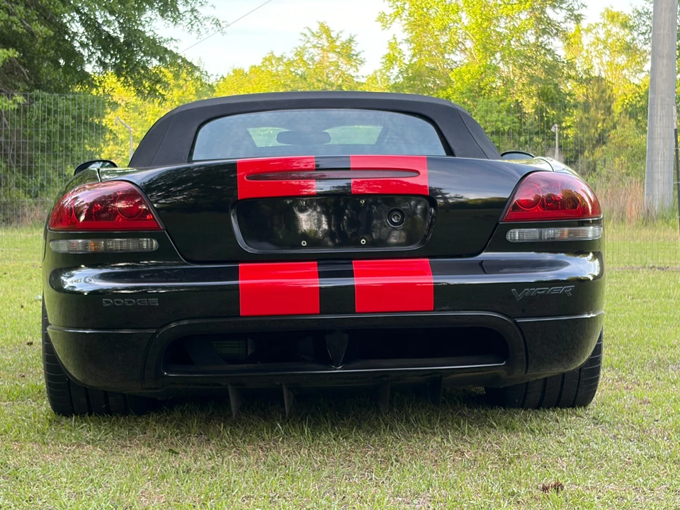 2004 Dodge Viper 3rd Gen - Image 11 of 29