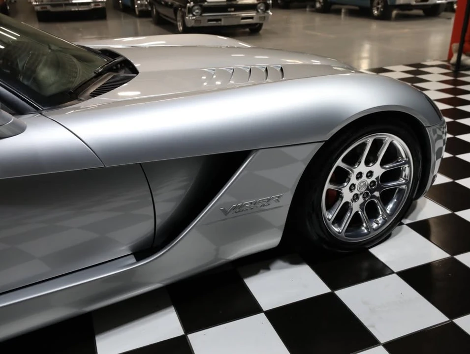 2004 Dodge Viper 3rd Gen - Image 20 of 20
