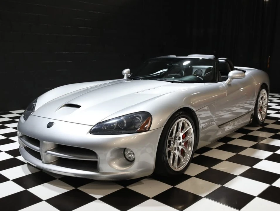 2004 Dodge Viper 3rd Gen - Image 9 of 20