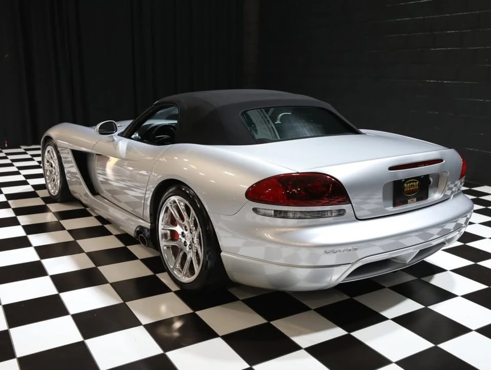 2004 Dodge Viper 3rd Gen - Image 5 of 20