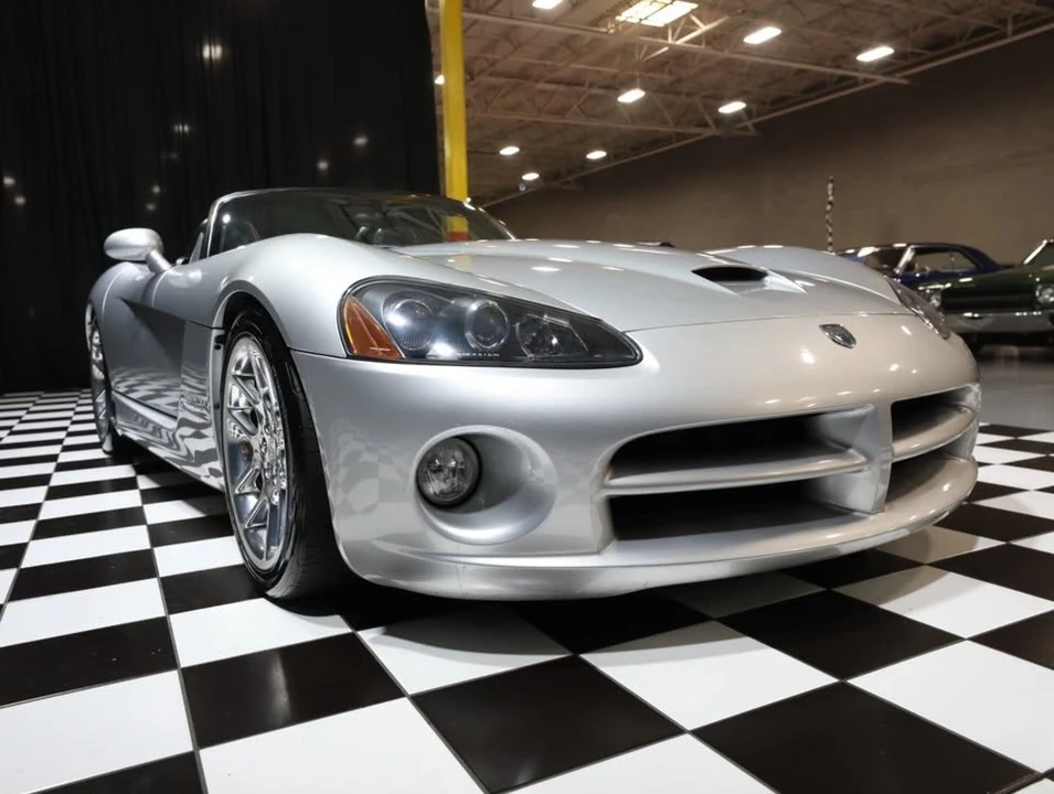 2004 Dodge Viper 3rd Gen - Image 19 of 20