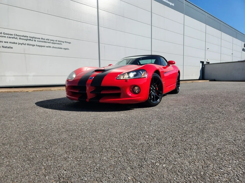 2004 Dodge Viper 3rd Gen - Image 19 of 30