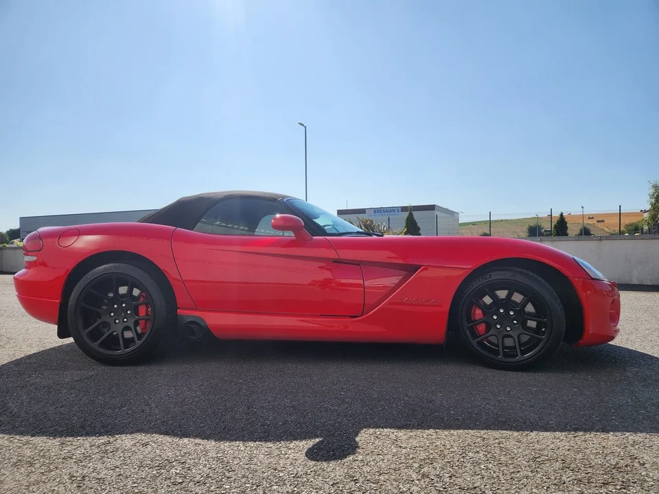 2004 Dodge Viper 3rd Gen - Image 27 of 30