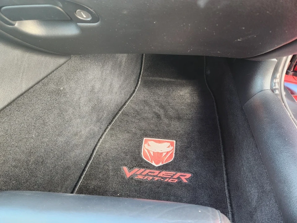 2004 Dodge Viper 3rd Gen - Image 12 of 30