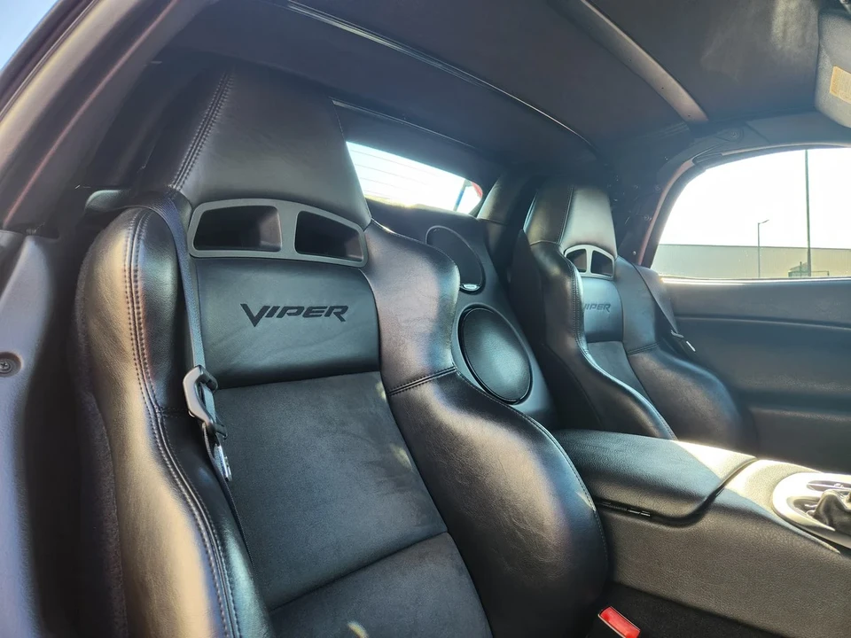 2004 Dodge Viper 3rd Gen - Image 8 of 30