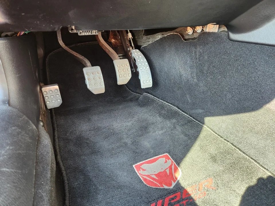 2004 Dodge Viper 3rd Gen - Image 22 of 30