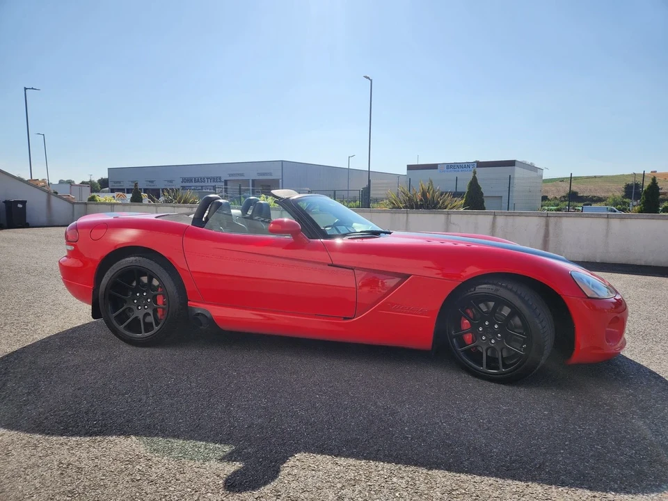 2004 Dodge Viper 3rd Gen - Image 5 of 30