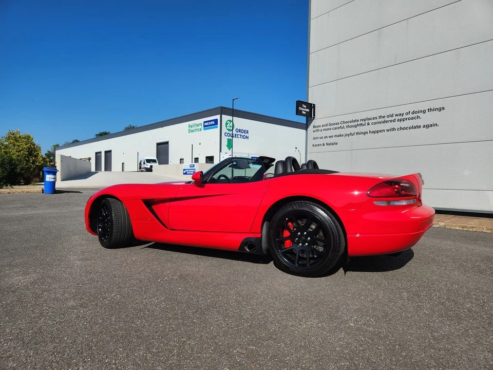 2004 Dodge Viper 3rd Gen - Image 15 of 30