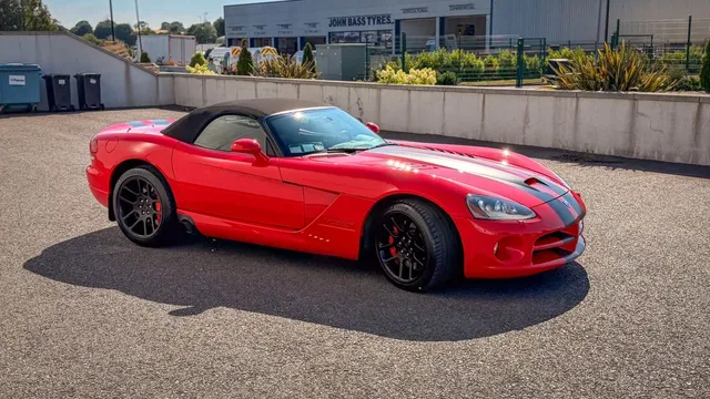 2004 Dodge Viper SRT-10 Roadster