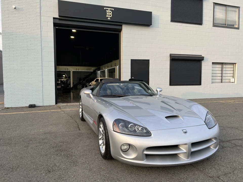 2004 Dodge Viper 3rd Gen - Image 3 of 31