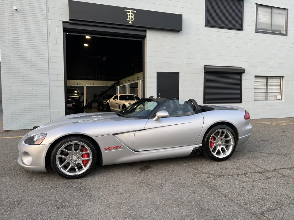2004 Dodge Viper 3rd Gen - Image 6 of 31