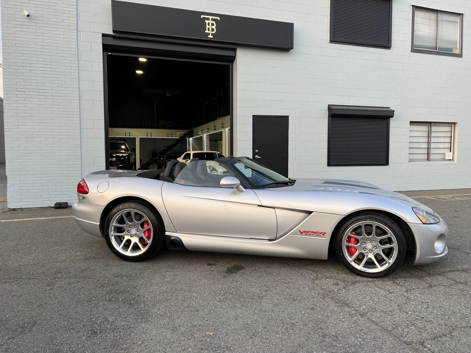 2004 Dodge Viper 3rd Gen - Image 12 of 31