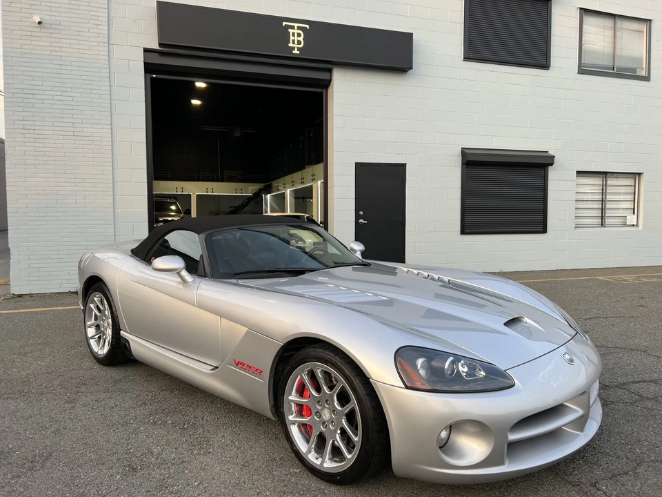 2004 Dodge Viper 3rd Gen - Image 14 of 31