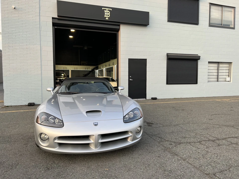 2004 Dodge Viper 3rd Gen - Image 15 of 31